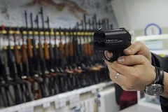 Российский бесствольный пистолет Оса станет эффективным средством борьбы с беспилотниками