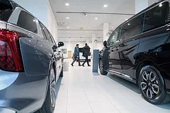 Российский рынок новых автомобилей столкнулся с первым за долгое время падением