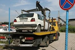 В Ростовской области организованная группа эвакуаторщиков обвиняется в массовом мошенничестве