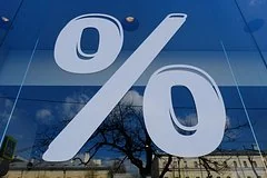 Потребительское кредитование в России демонстрирует рост на фоне ужесточения банковских условий