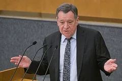Социальная стабильность и суверенитет: Единая Россия представила новую Народную программу
