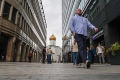 Дожди и переменчивая температура: прогноз погоды на праздничный День города в Москве