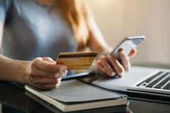 Опасные слова в назначении платежа могут привести к блокировке банковской карты