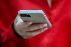 Уполномоченный по правам человека раскрыла главные признаки телефонного мошенничества