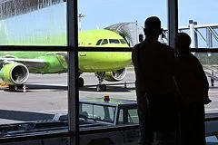 Японский турист незаконно пересек границу России и подставил авиакомпанию S7