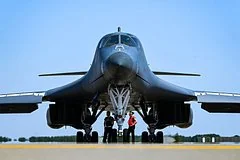 США продлевают срок службы устаревших стратегических бомбардировщиков B-1B и B-2