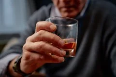 Врачи опровергли существование единого гена алкоголизма в человеческой популяции