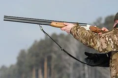 Трагедия в Новосибирской области: охотник по неосторожности застрелил своего товарища