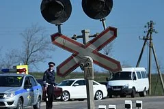 Трагическое столкновение поезда с грузовиком во Владимирской области привело к сходу вагонов