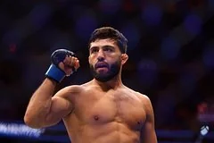 Драка перед турниром UFC 331: Арман Царукян и Маурисио Руффи столкнулись в конфликте