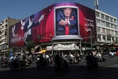 Трамп угрожает Ирану уничтожением на фоне переброски авианосной группы США