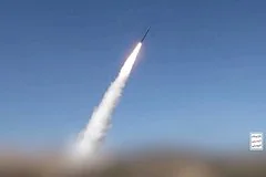 Иран провел успешное испытание новой противокорабельной ракеты над военным флотом США