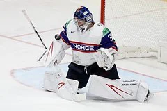 Вратарь сборной Норвегии Хенрик Хаукеланн ответил на критику перехода в КХЛ