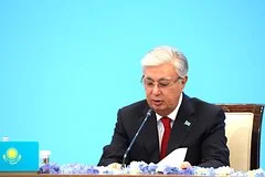 Президент Токаев обвинил военное руководство в отсутствии спасательного снаряжения
