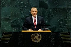 Президент Польши Кароль Навроцкий потребовал принять страну в G20