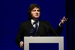 Аргентина ужесточает риторику и вводит санкции из-за Мальвинских островов