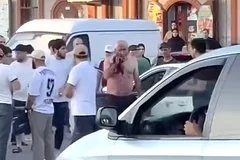 Кровавый конфликт в такси: в Дагестане подросток напал на водителя с ножом