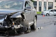 Исследование страховой компании выявило самые аварийные цвета автомобилей в России