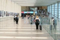 Купюры в кошельке стали причиной депортации российской туристки из Израиля