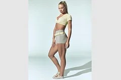 Звезда конькобежного спорта Ютта Лердам стала лицом новой коллекции Skims