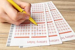Двойная удача жительницы Мэриленда: женщина выиграла сто тысяч долларов в лотерею