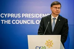 Еврокомиссар Домбровскис признал усталость Европы от пятилетних санкций против России
