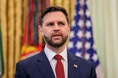 Джей Ди Вэнс раскрыл необычную угрозу Дональда Трампа в отношении своей карьеры